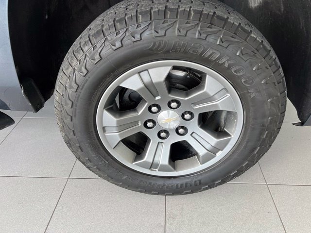 Used 2020 Chevrolet Suburban LT AWD/4WD image 11