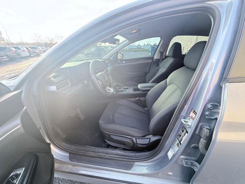Used 2021 Kia K5 LXS image 10