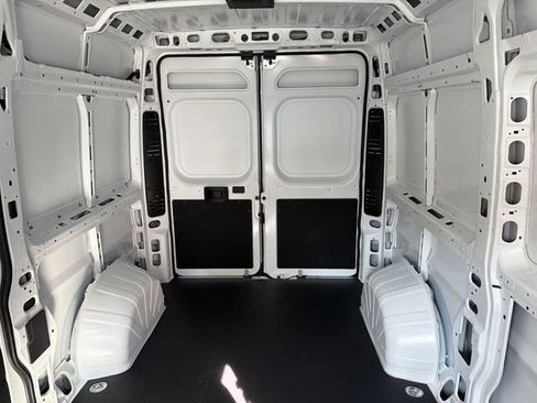 New 2026 RAM ProMaster 1500 w/ Convenience Group FWD image 18