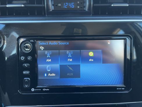 Used 2018 Toyota Corolla iM image 16