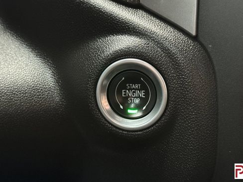 Certified 2022 Chevrolet Silverado 1500 Custom image 30