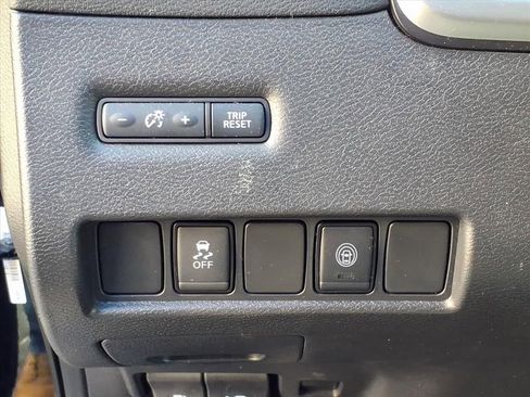 Used 2020 Nissan Murano SV image 26