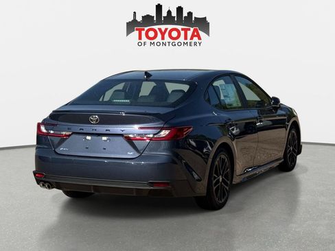 New 2026 Toyota Camry SE image 3