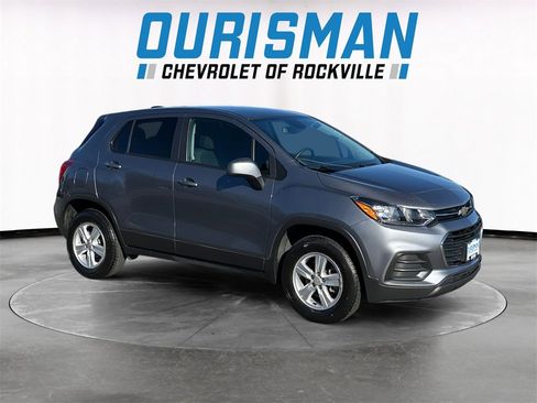Used 2020 Chevrolet Trax LS w/ Tint and Cruise Package image 1