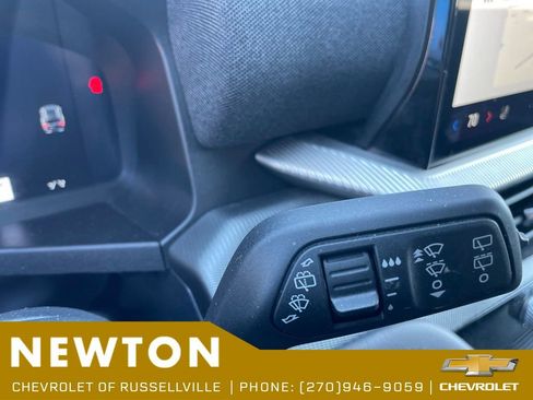 Used 2025 Ford Explorer ST-Line w/ ST-Line Street Pack AWD/4WD image 18