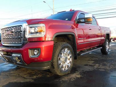 Used 2018 GMC Sierra 2500 Denali w/ Duramax Plus Package