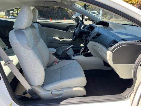 Used 2012 Honda Civic LX image 9