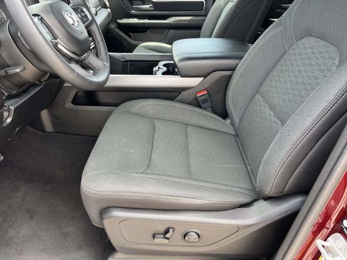 Used 2025 RAM 1500 Big Horn AWD/4WD image 16