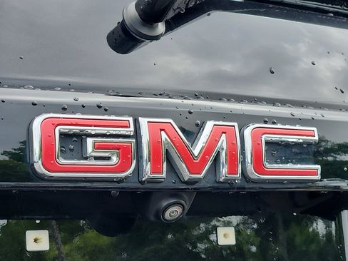 Used 2023 GMC Acadia SLT w/ Elevation Edition AWD/4WD image 36