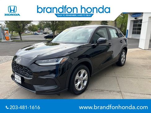 Used 2023 Honda HR-V LX image 3