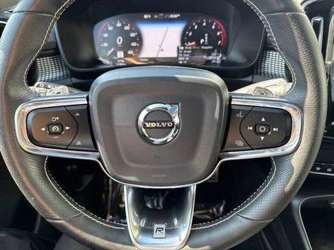Used 2020 Volvo XC40 T5 R-Design w/ Protection Package AWD/4WD image 23