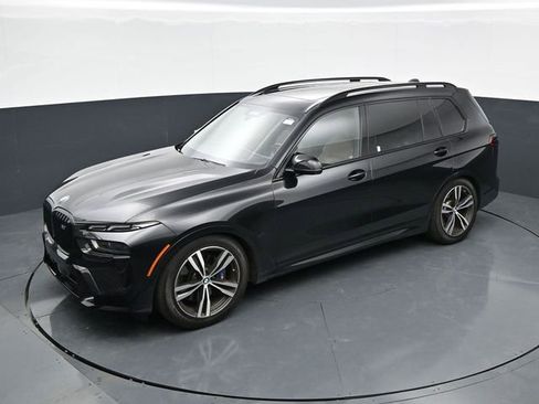 Used 2023 BMW X7 M60i AWD/4WD image 29