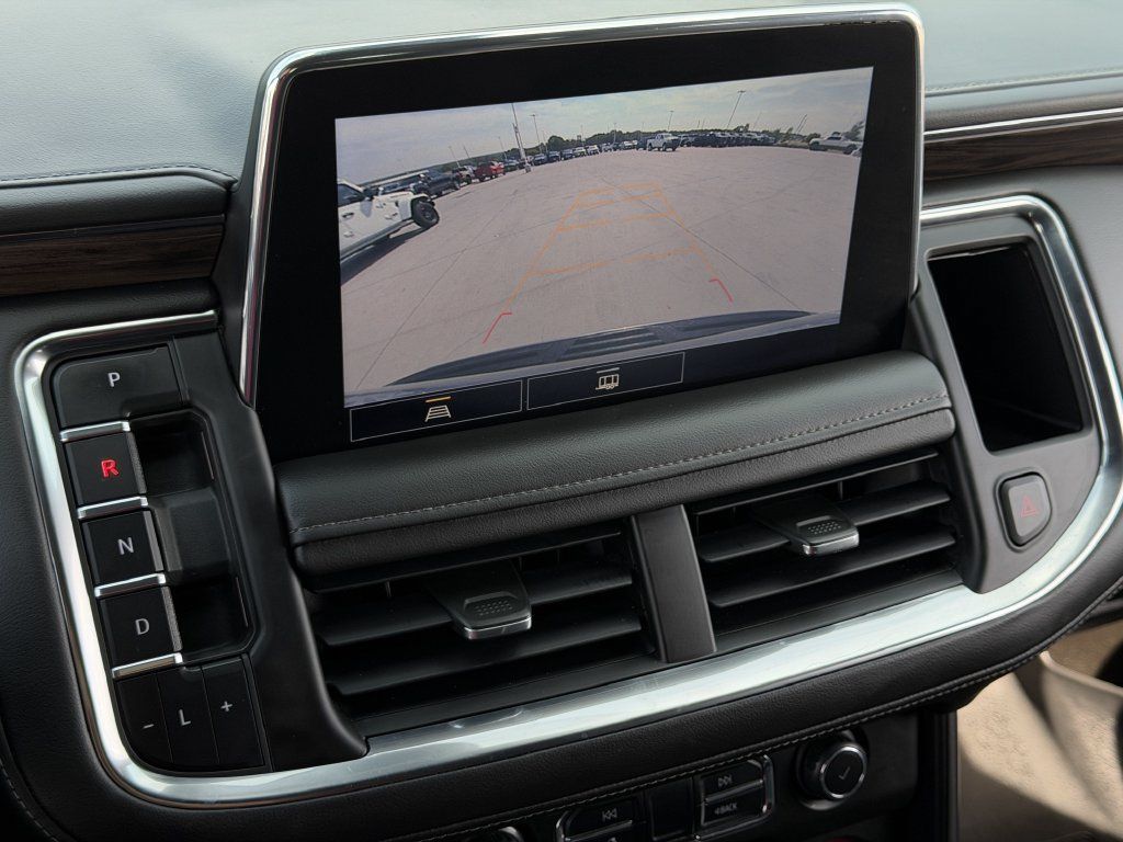 Used 2021 Chevrolet Tahoe LS w/ Driver Alert Package RWD image 17