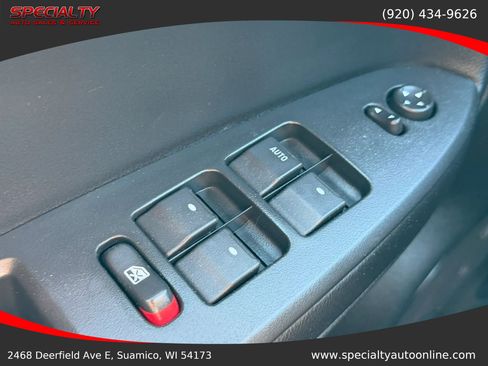 Used 2011 Chevrolet Impala LTZ FWD image 24