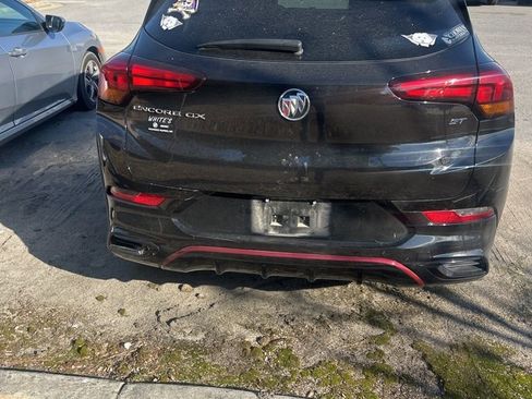 Used 2023 Buick Encore GX Select w/ Sport Touring Package image 3