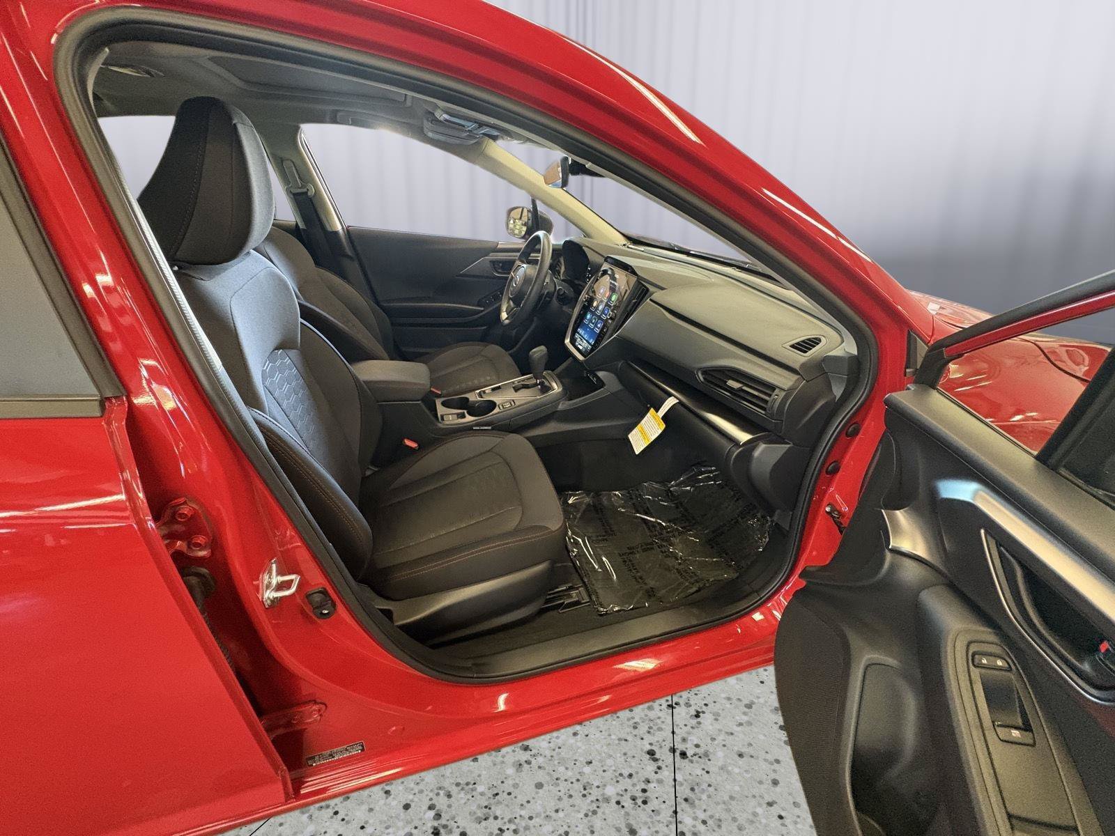 Used 2025 Subaru Impreza 2.0i Sport AWD/4WD image 16
