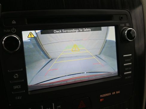 Used 2016 Chevrolet Traverse LT image 20