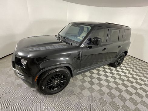 Used 2020 Land Rover Defender 110 S image 9