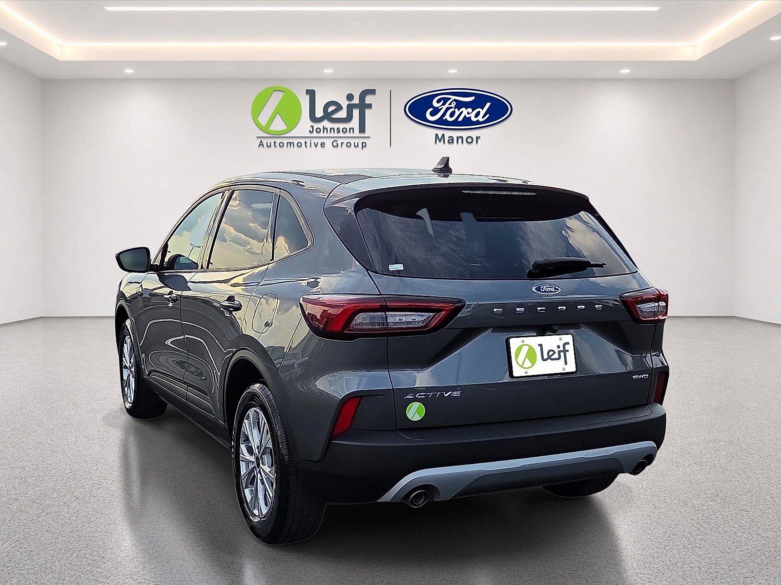 Used 2025 Ford Escape Active AWD/4WD image 6