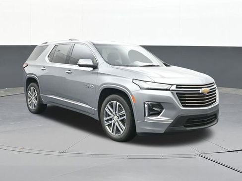 Used 2023 Chevrolet Traverse High Country w/ LPO, Floor Liner Package FWD image 22