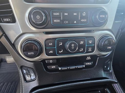 Used 2019 GMC Yukon XL Denali w/ Denali Ultimate Package image 19