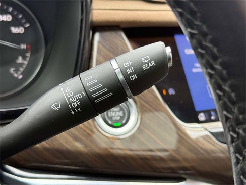 Used 2021 Cadillac XT6 Sport w/ Platinum Package image 33