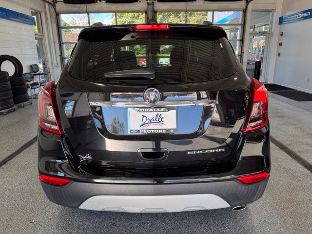 Used 2021 Buick Encore Preferred FWD image 9