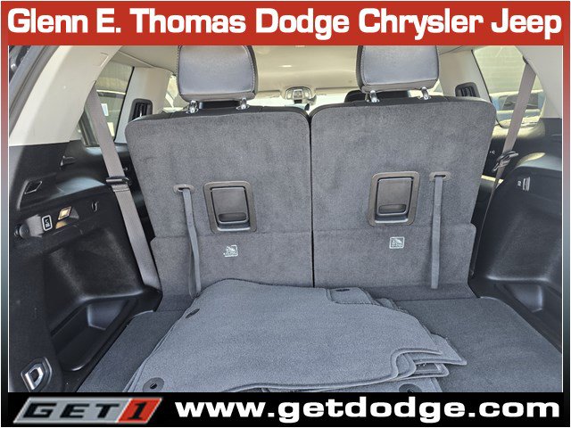 Used 2023 Jeep Grand Cherokee L Limited w/ Luxury Tech Group II AWD/4WD image 31