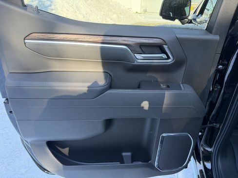 New 2026 GMC Sierra 1500 SLT w/ SLT Premium Plus Package image 24