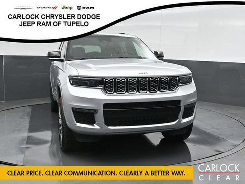 Used 2024 Jeep Grand Cherokee L Summit AWD/4WD image 6