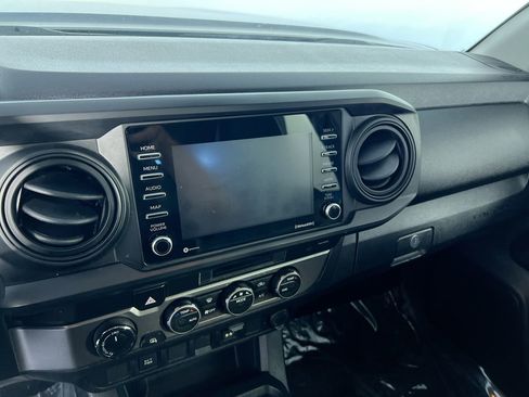 Used 2022 Toyota Tacoma SR AWD/4WD image 25