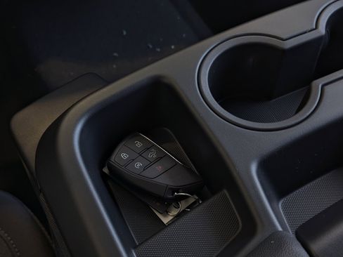 New 2026 GMC Sierra 1500 Elevation image 26