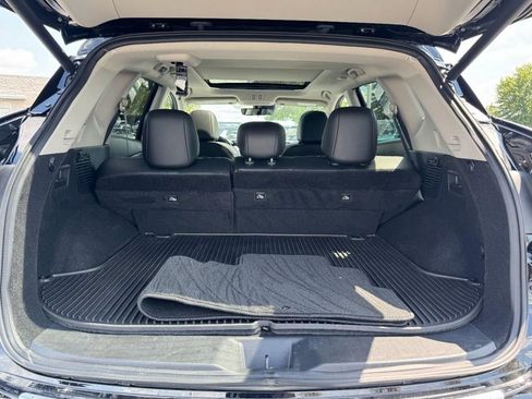 Used 2024 Nissan Murano SL w/ Cargo Package AWD/4WD image 6