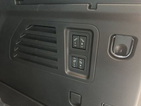 New 2026 Chevrolet Traverse High Country w/ LPO, Floor Liner Package image 13