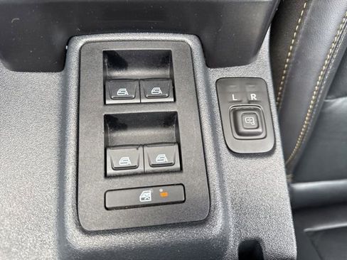 Used 2025 Ford Bronco Badlands AWD/4WD image 22