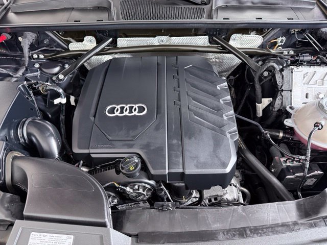 Certified 2024 Audi Q5 2.0T Prestige AWD/4WD image 26