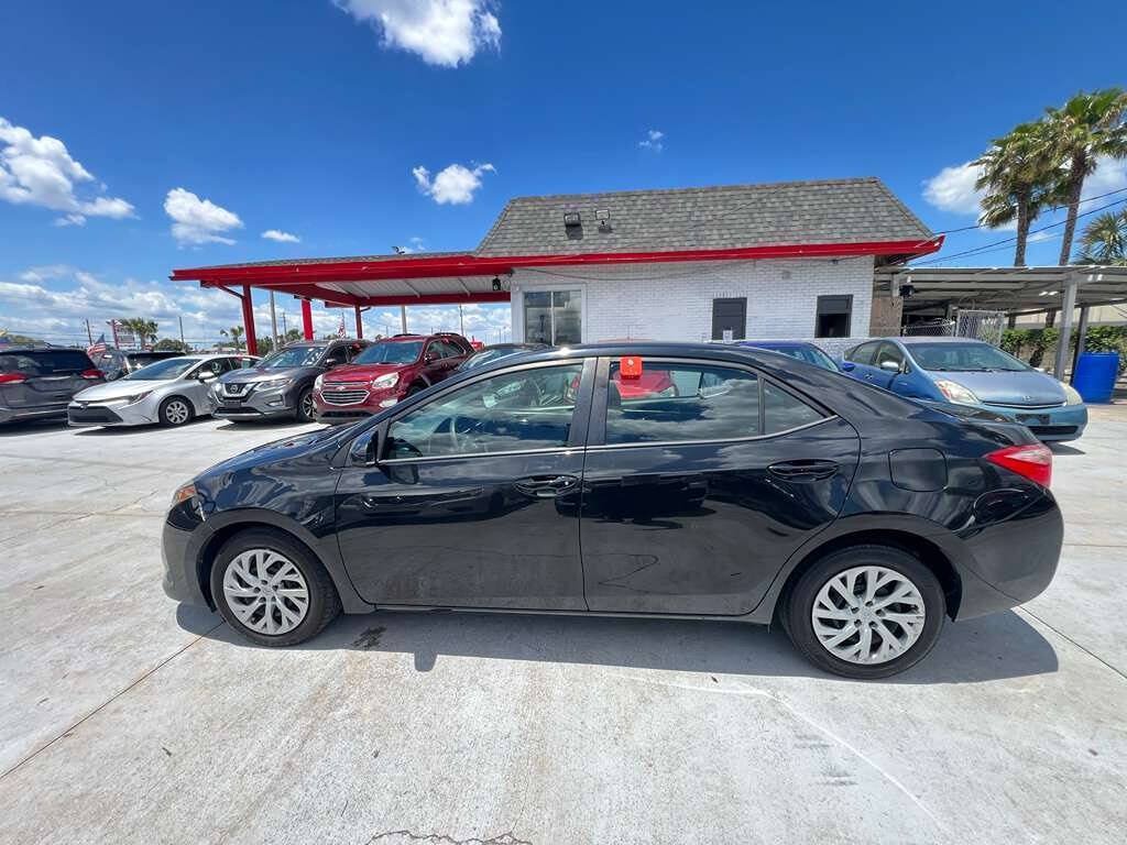Used 2019 Toyota Corolla LE FWD image 14