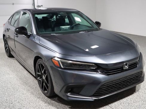 Used 2023 Honda Civic Sport image 5