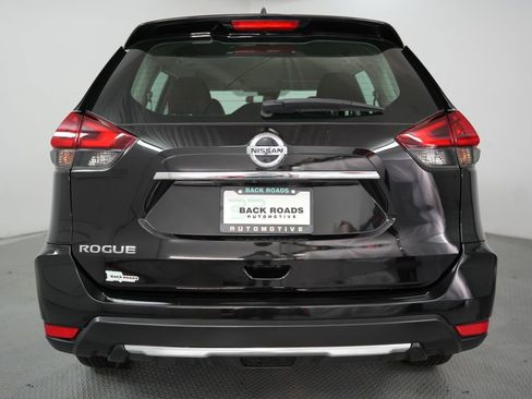 Used 2020 Nissan Rogue S FWD image 8