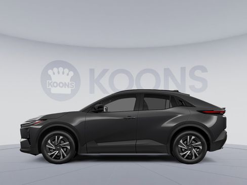 New 2026 Toyota C-HR AWD/4WD image 2