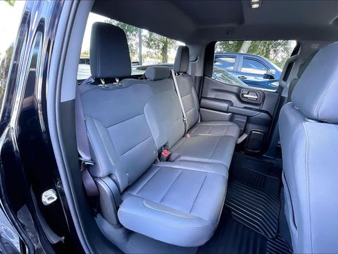 Certified 2022 Chevrolet Silverado 1500 Custom image 25