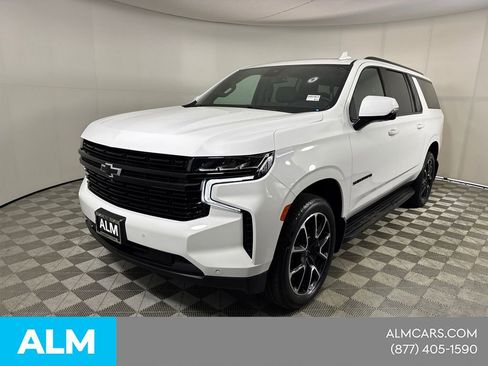 Used 2024 Chevrolet Suburban RST w/ Luxury Package image 1