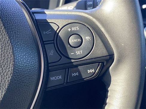 Used 2022 Toyota Corolla SE image 18