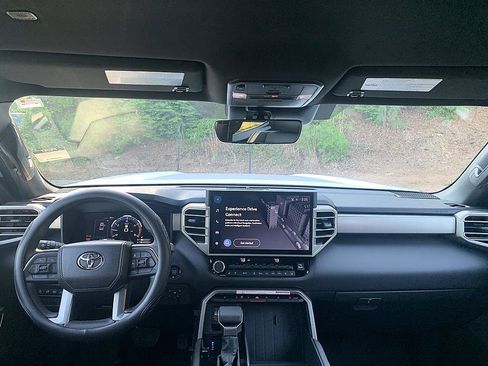 Certified 2025 Toyota Tundra Limited AWD/4WD image 19