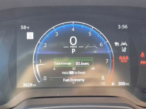 Used 2026 Toyota Corolla Cross L image 11