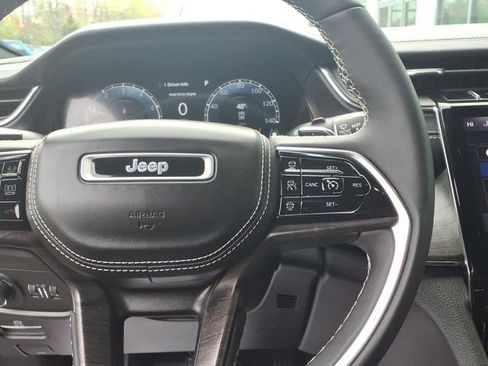 Certified 2023 Jeep Grand Cherokee L Overland AWD/4WD image 28