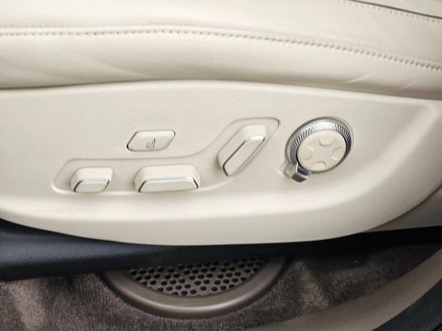 Used 2023 Genesis GV80 3.5T Advanced + w/ Advanced Package image 33