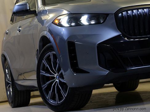 Certified 2024 BMW X5 xDrive40i w/ M Sport Package image 4