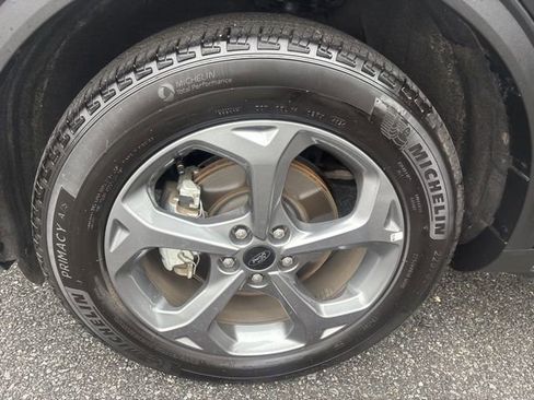 Used 2025 Ford Escape ST-Line image 24