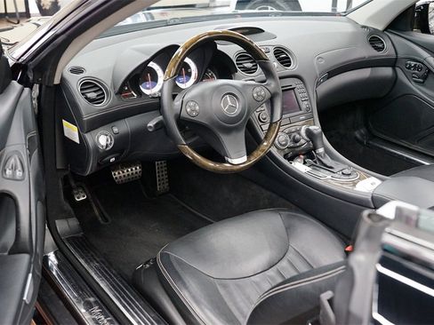 Used 2012 Mercedes-Benz SL 550 image 13